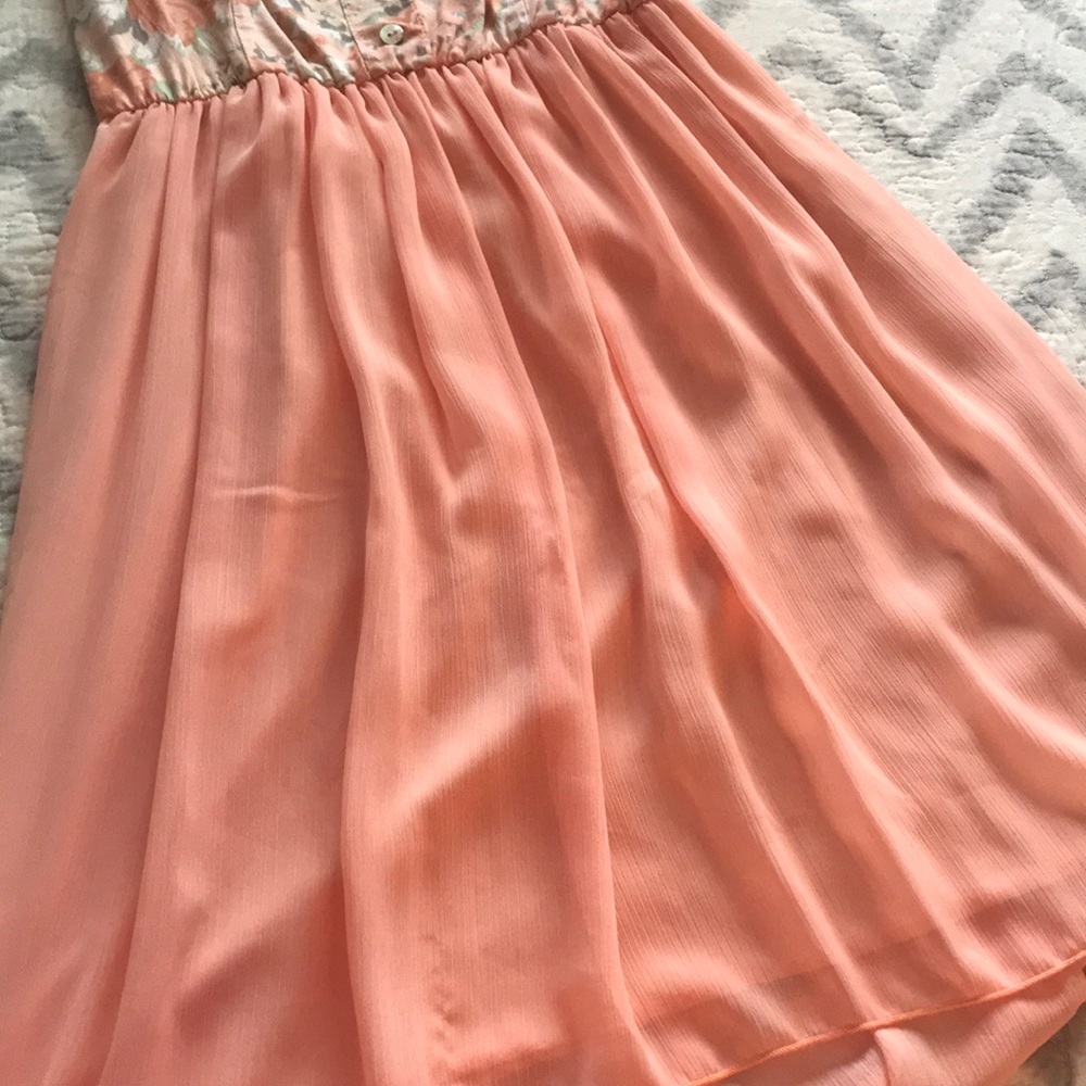 Dress - Picture 3 of 3